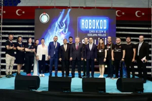 İzmir Robotik Kodlama Şenliği ROBOKOD’da 600 Proje Tanıtıldı