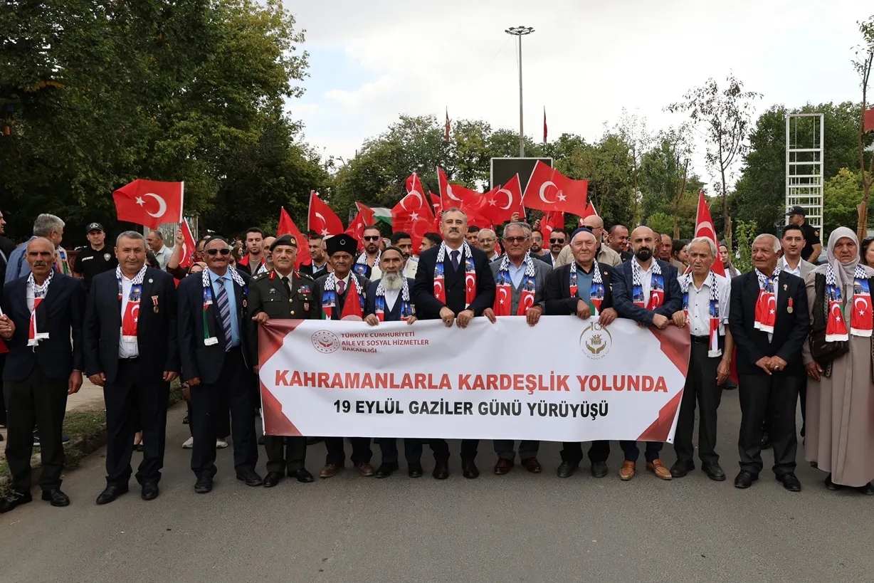 Vali Bozkurt Gaziler Günü ve Çocuk Etkinliğine Katıldı