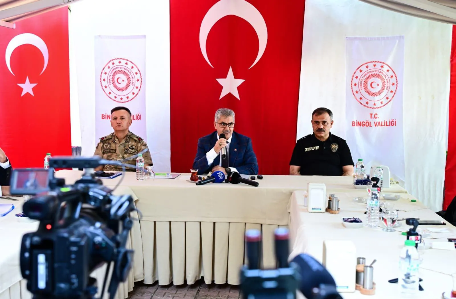 Vali Çelik Basınla Buluştu Yol Çalışmalarını İnceledi
