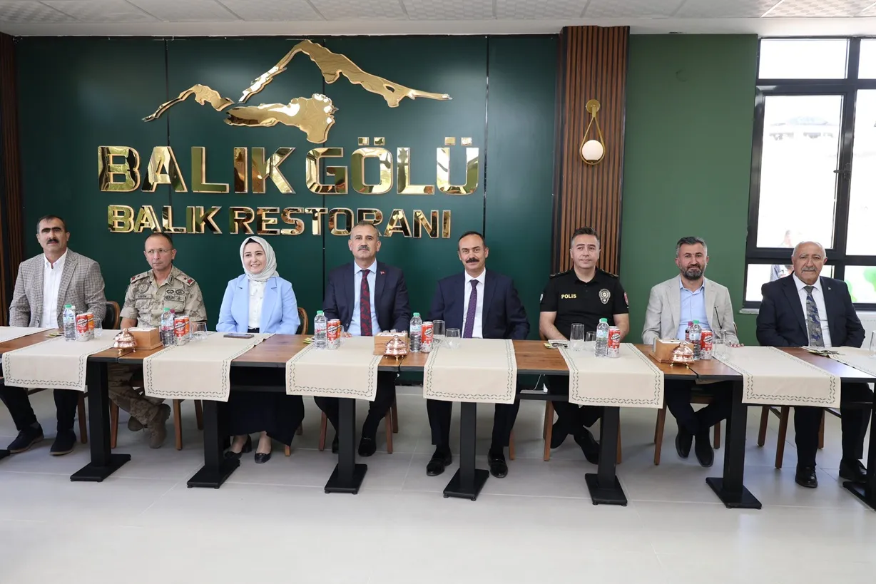 Vali Önder Bozkurt Taşlıçay Balık Gölü Alabalık Tesisi’ni Açtı
