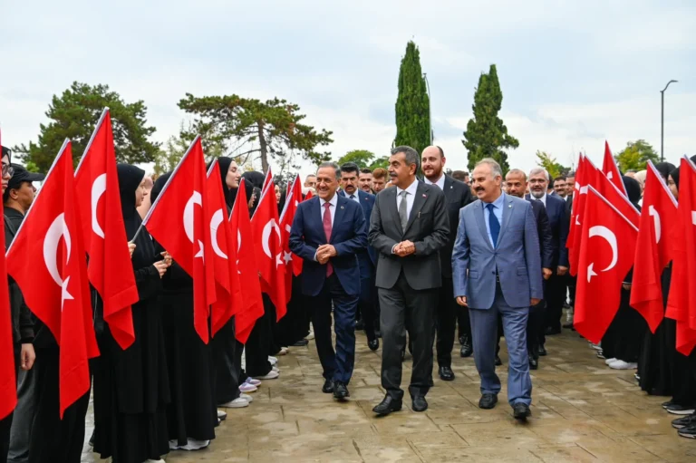 Yalova İmam Hatip Külliyesi Törenle Açıldı